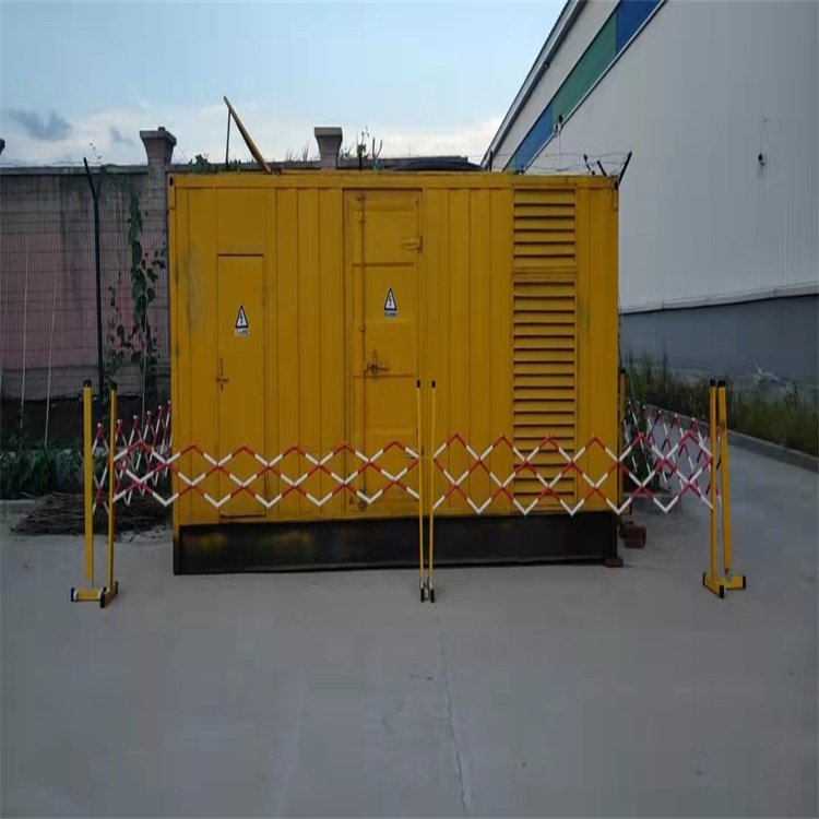 沁水发电机组油箱盖上留出小气孔有什么用？