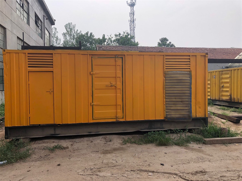 沁水发电机出租进行负载测试时，电瓶电量不足的具体判断标准是什么？