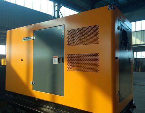 沁水汽油发电机组电瓶电解液的密度应该保持在什么范围？