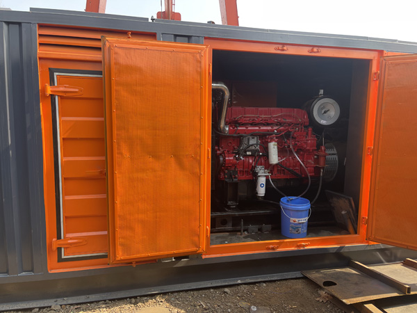 沁水柴油发电机组在高温环境下运行时需要注意哪些问题？